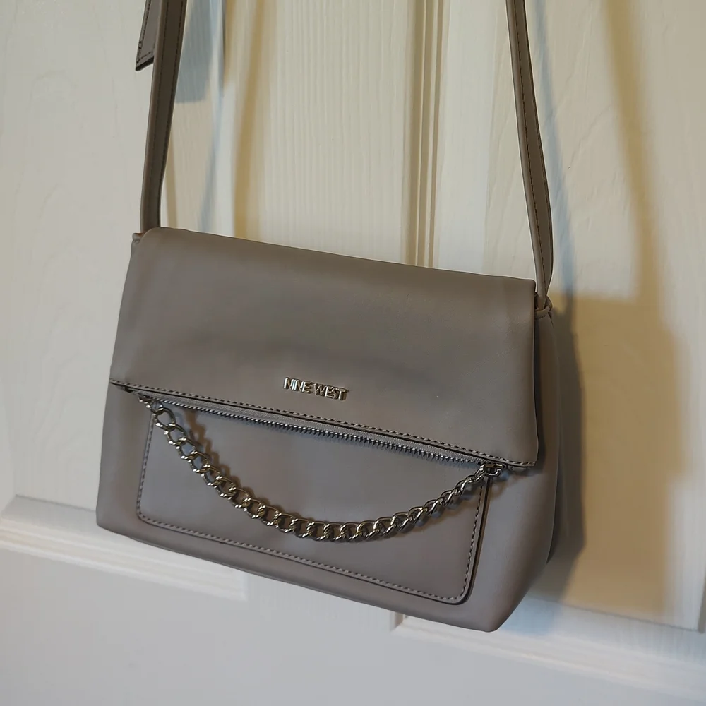 Elegant Gray Crossbody Bag
